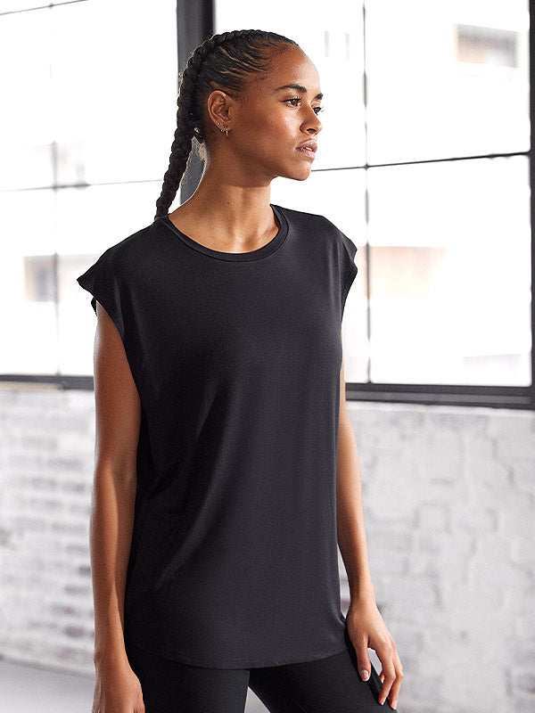 Ysabel Mora viskoziniai sportiniai marškinėliai "Gina Black"