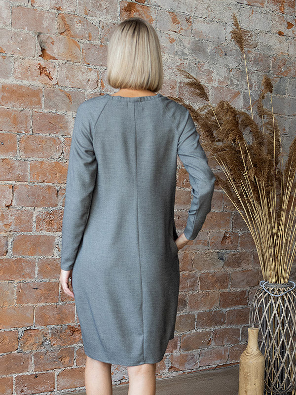 Lega suknelė su kaspinu "Hator Grey"