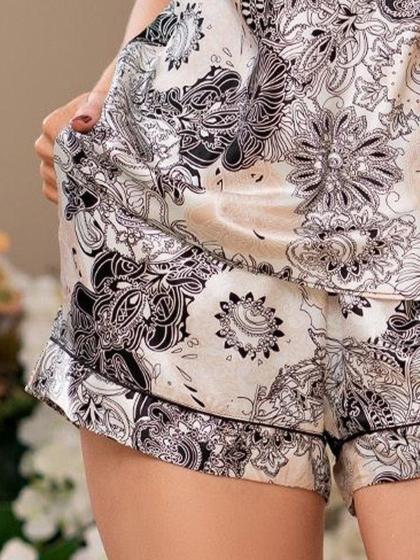 MiaMia zīda pidžama ar mežģīnēm "Doroteya White - Black - Cream Ornament Print"