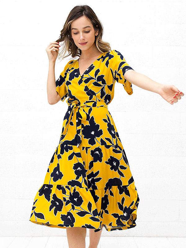 Atella вискозное платье "Bella Yellow - Navy Flowers Print"