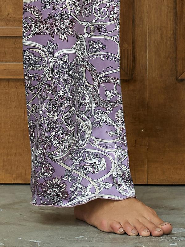 Lega atlasa pidžama ar garām biksēm "Madonna Lavender- White - Beige Ornament Print"