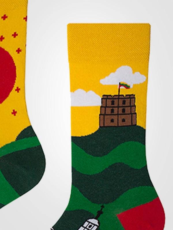 Spalvotos Kojines хлопковые унисекс носки "Iron Wofl Legend Yellow - Green - Red"