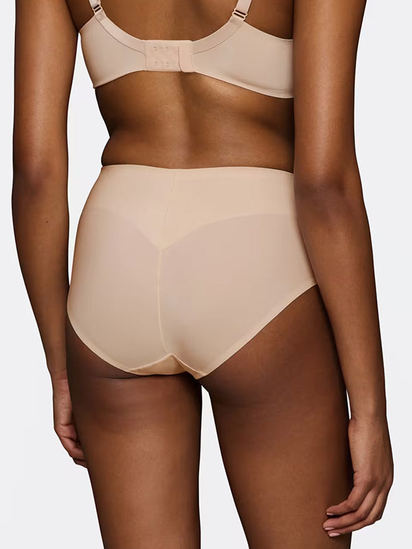 Triumph корректирующие трусики с высокой талией "BMU Illusion Curve Maxi Nude"