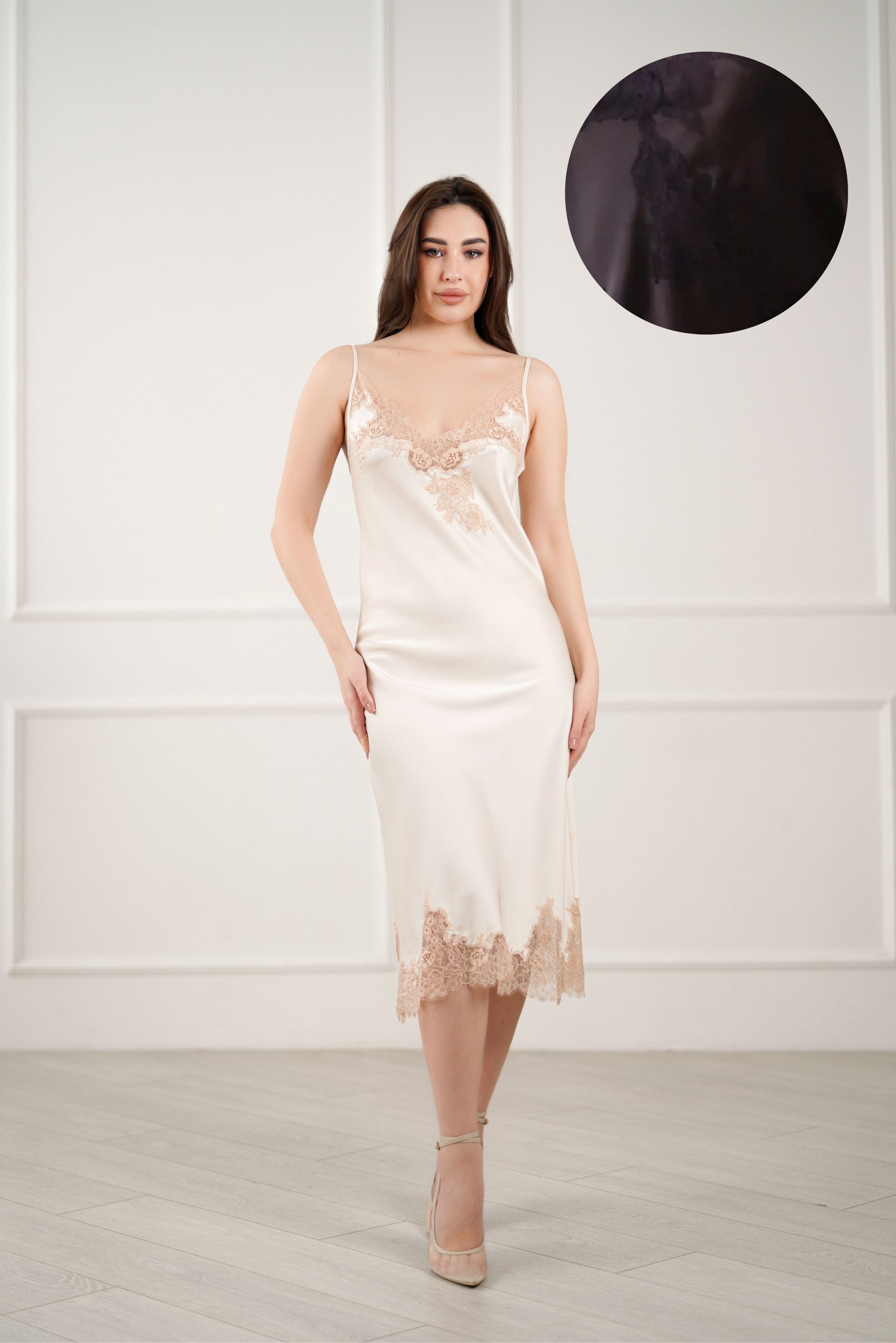 juodo šilko moteriški naktinukai