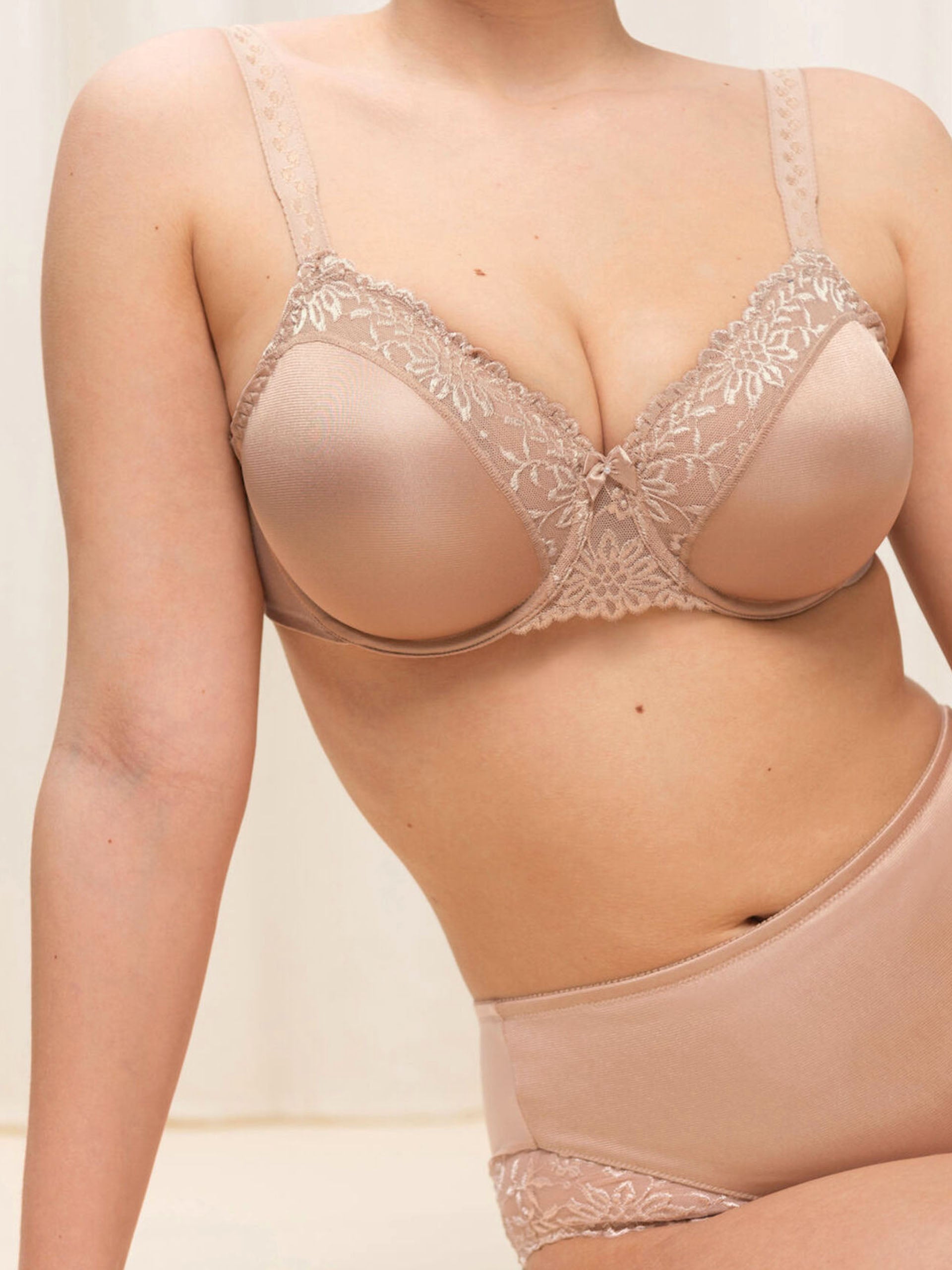 Triumph Minimizer Bra Ladyform Soft W X Nude
