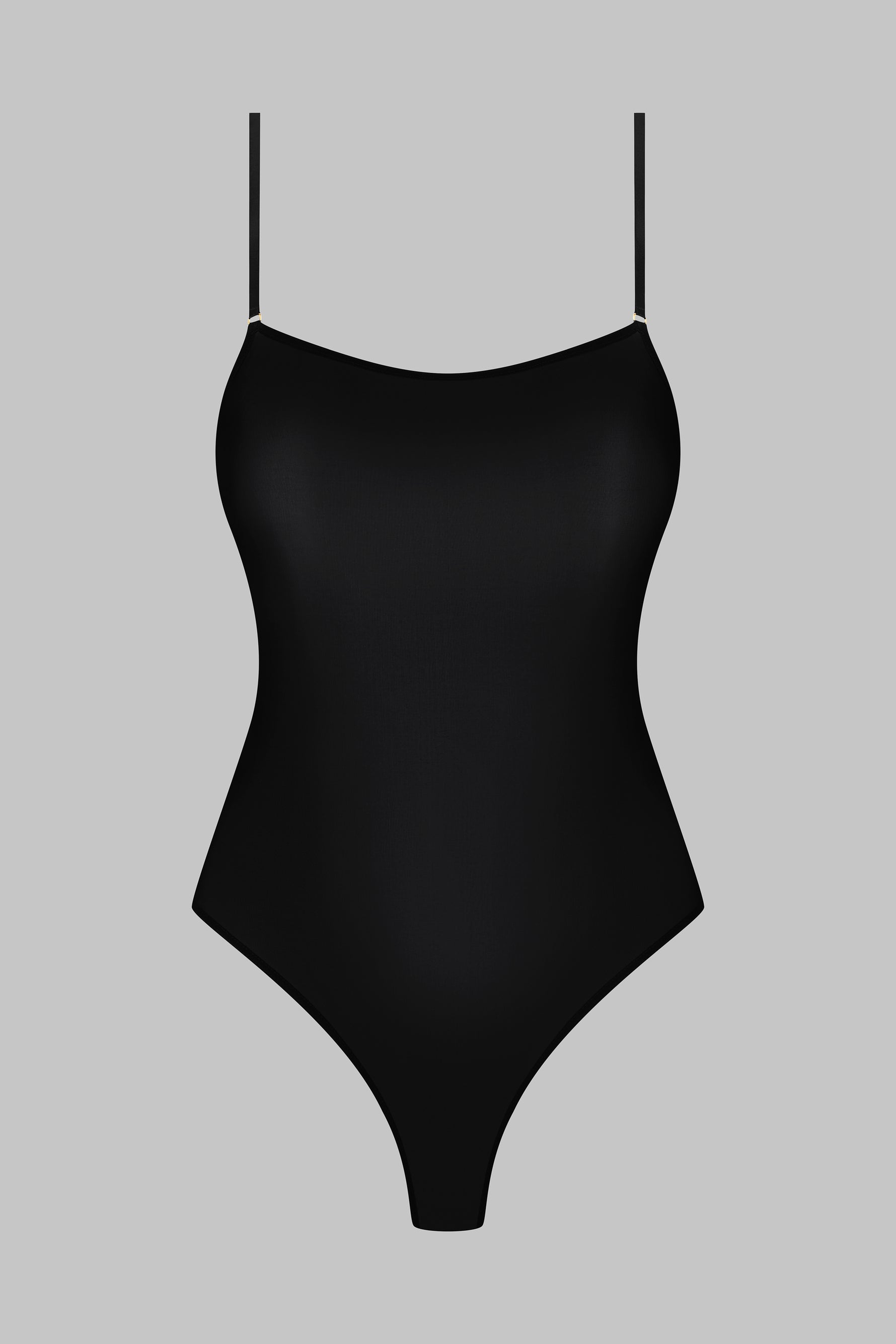 triko stringai