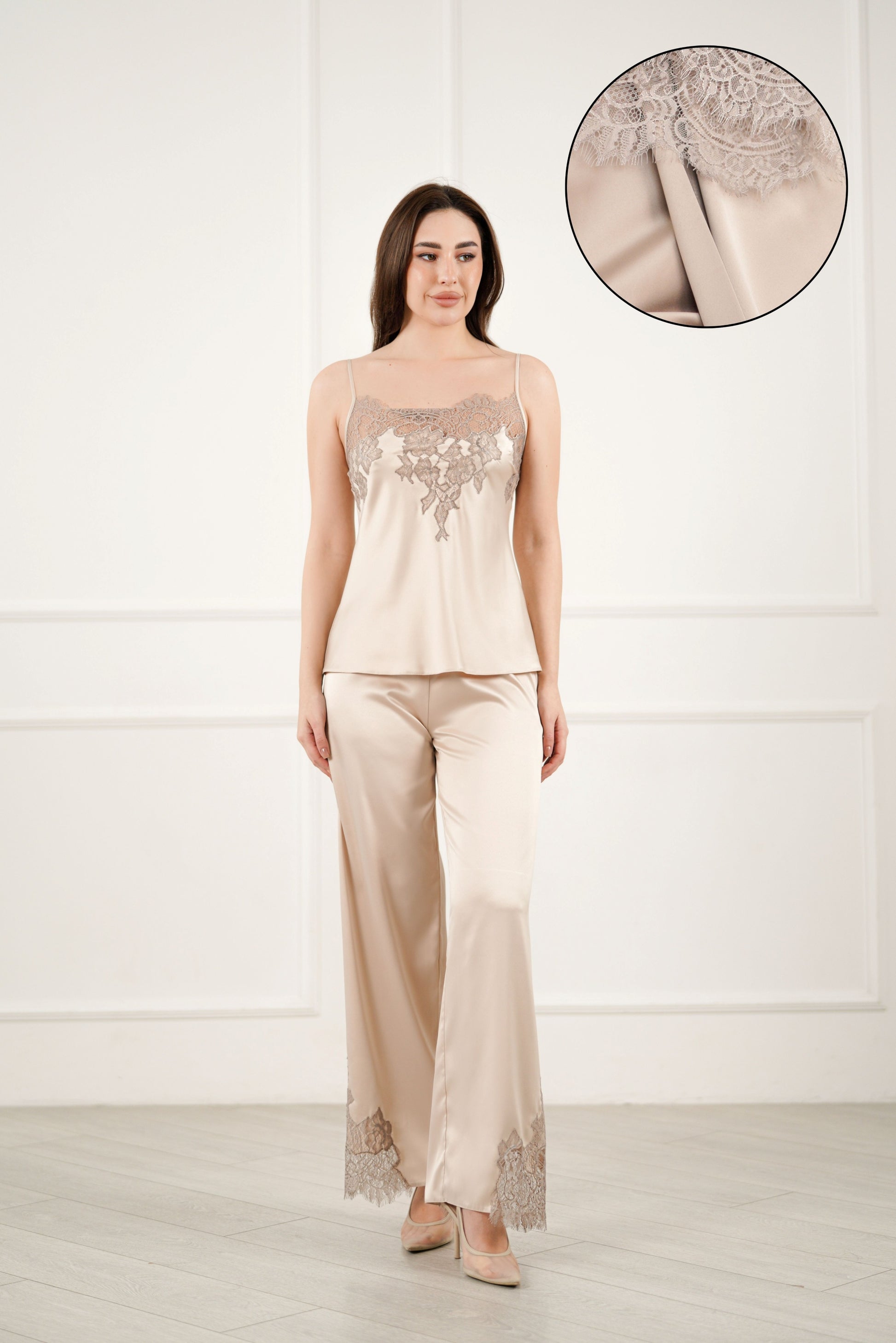 šilkinės moteriškos pižamos