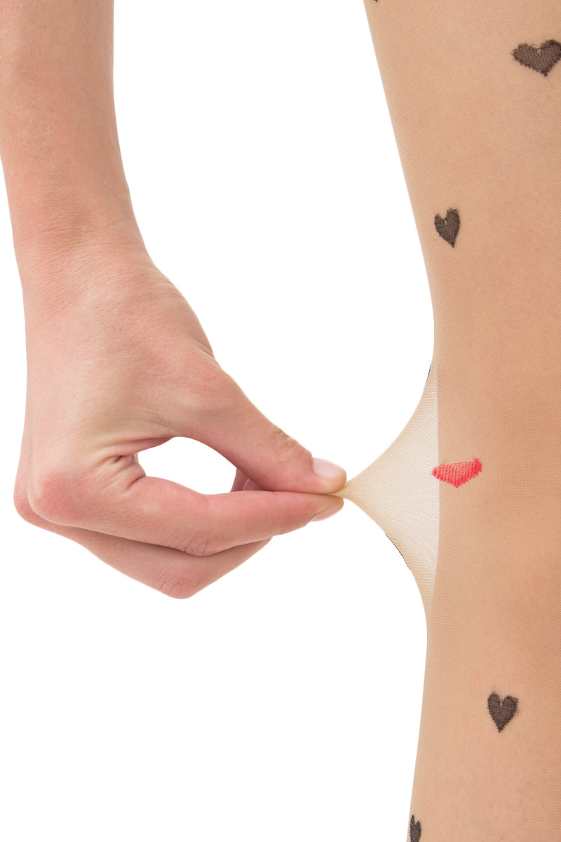 pėdkelnės su širdelėmis