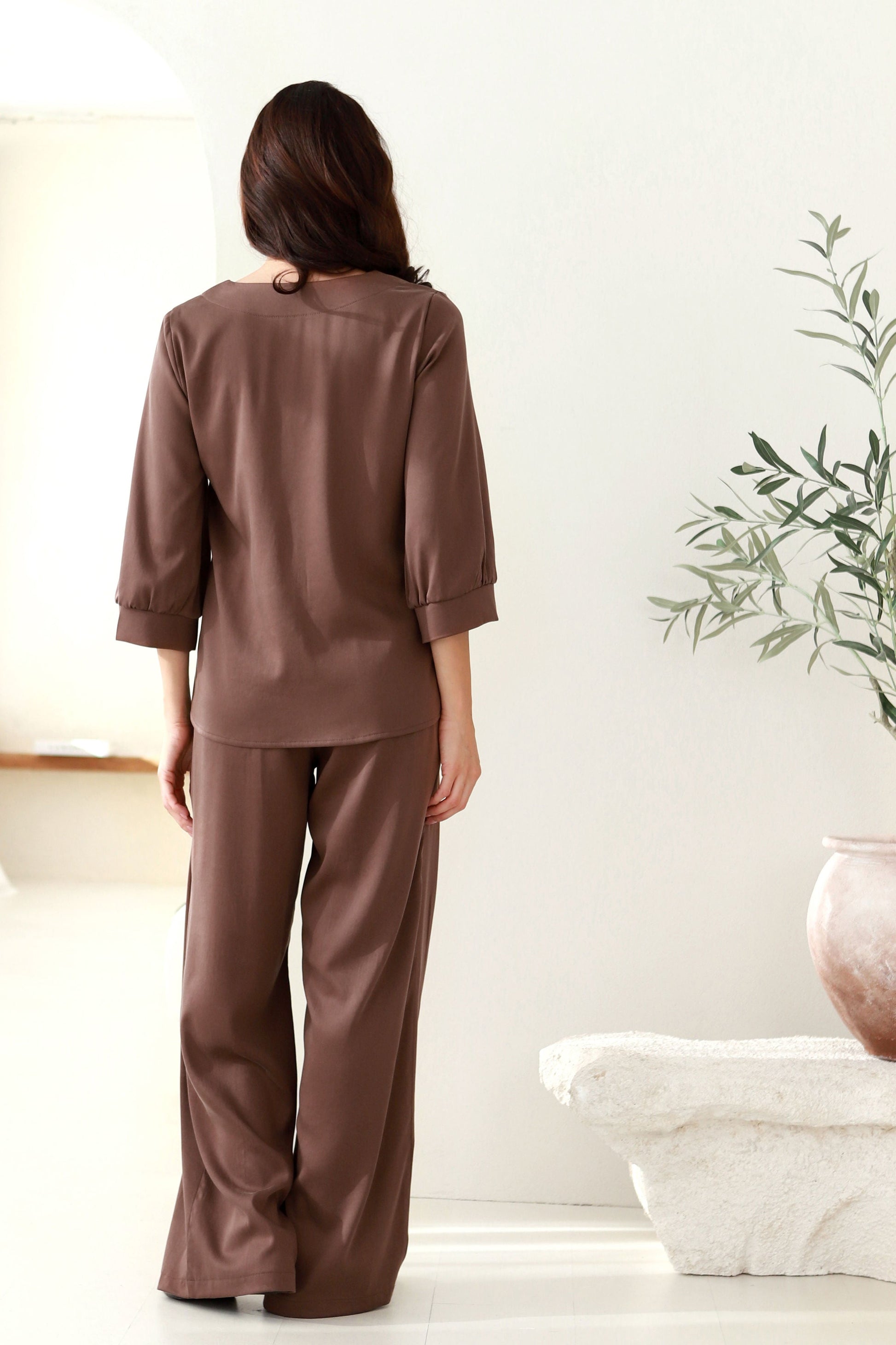 ilgos plačios kelnės