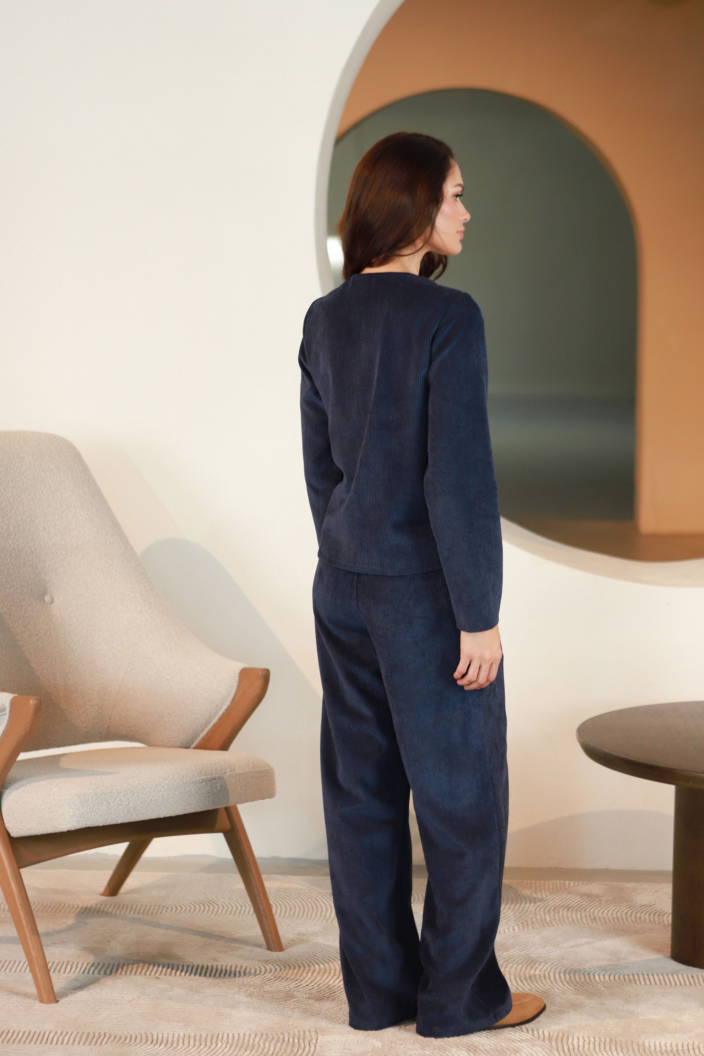Lega samta jaka "Jasira Navy Velvet"