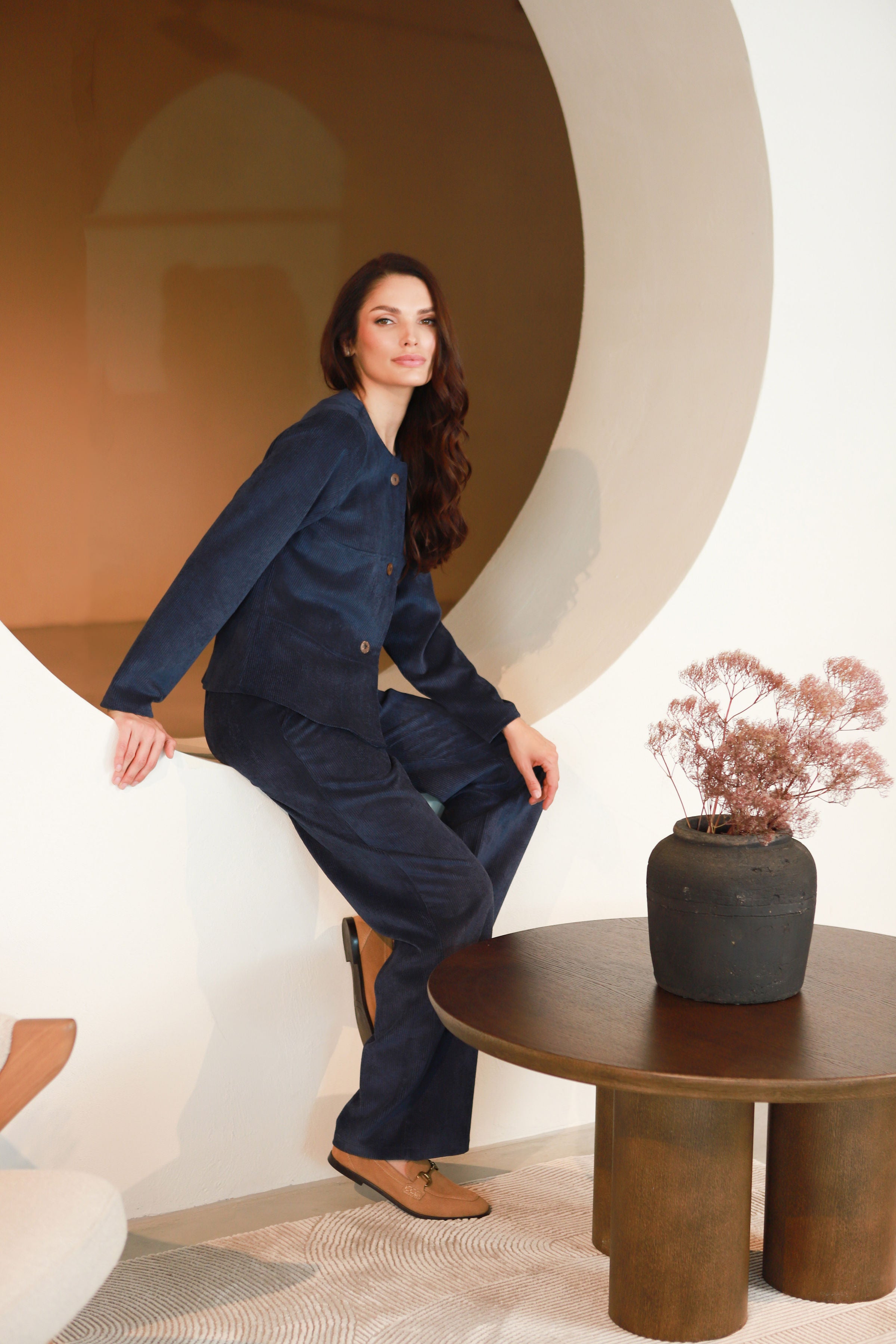 Lega samta jaka "Jasira Navy Velvet"