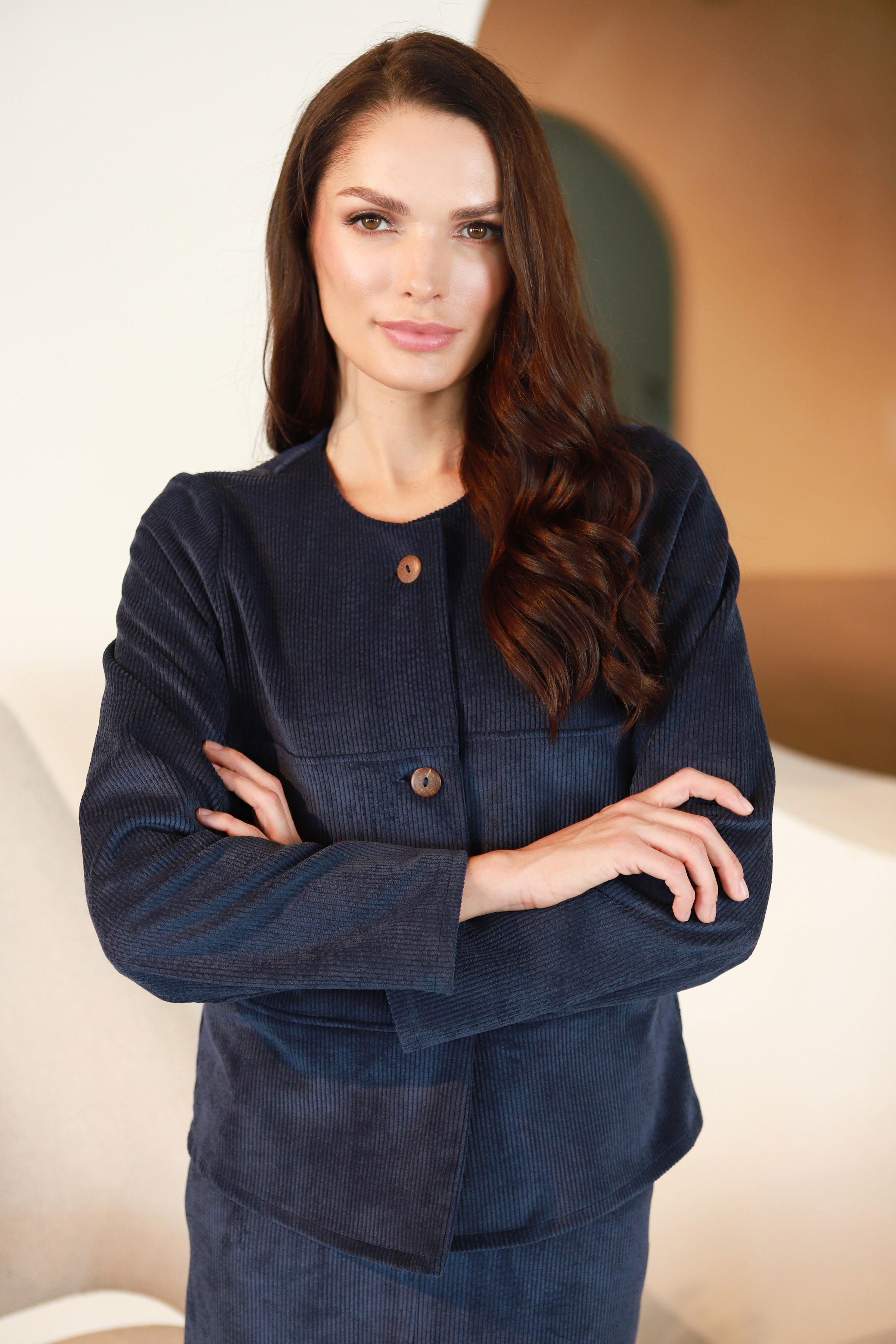 Lega samta jaka "Jasira Navy Velvet"