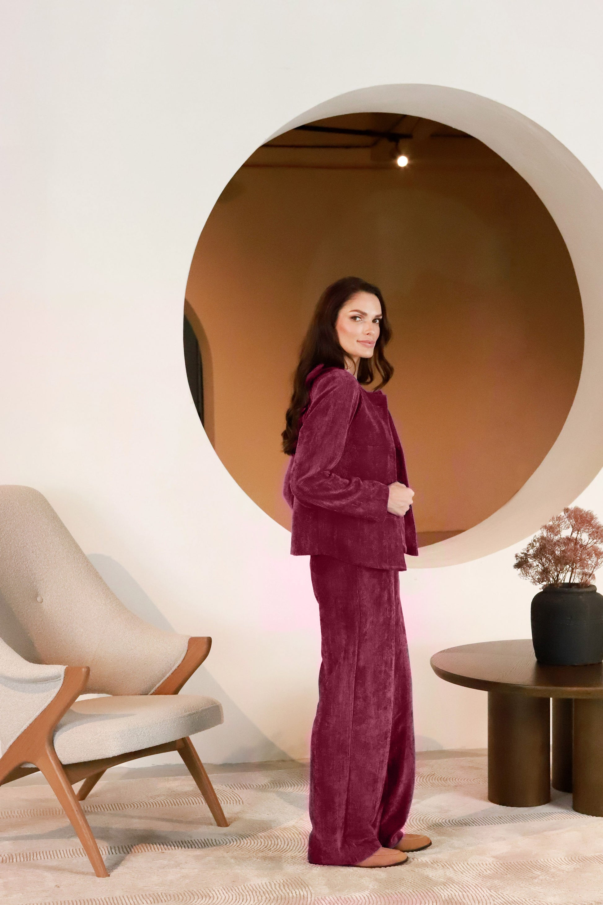 Bordo velvetinis švarkelis Lega Jasira