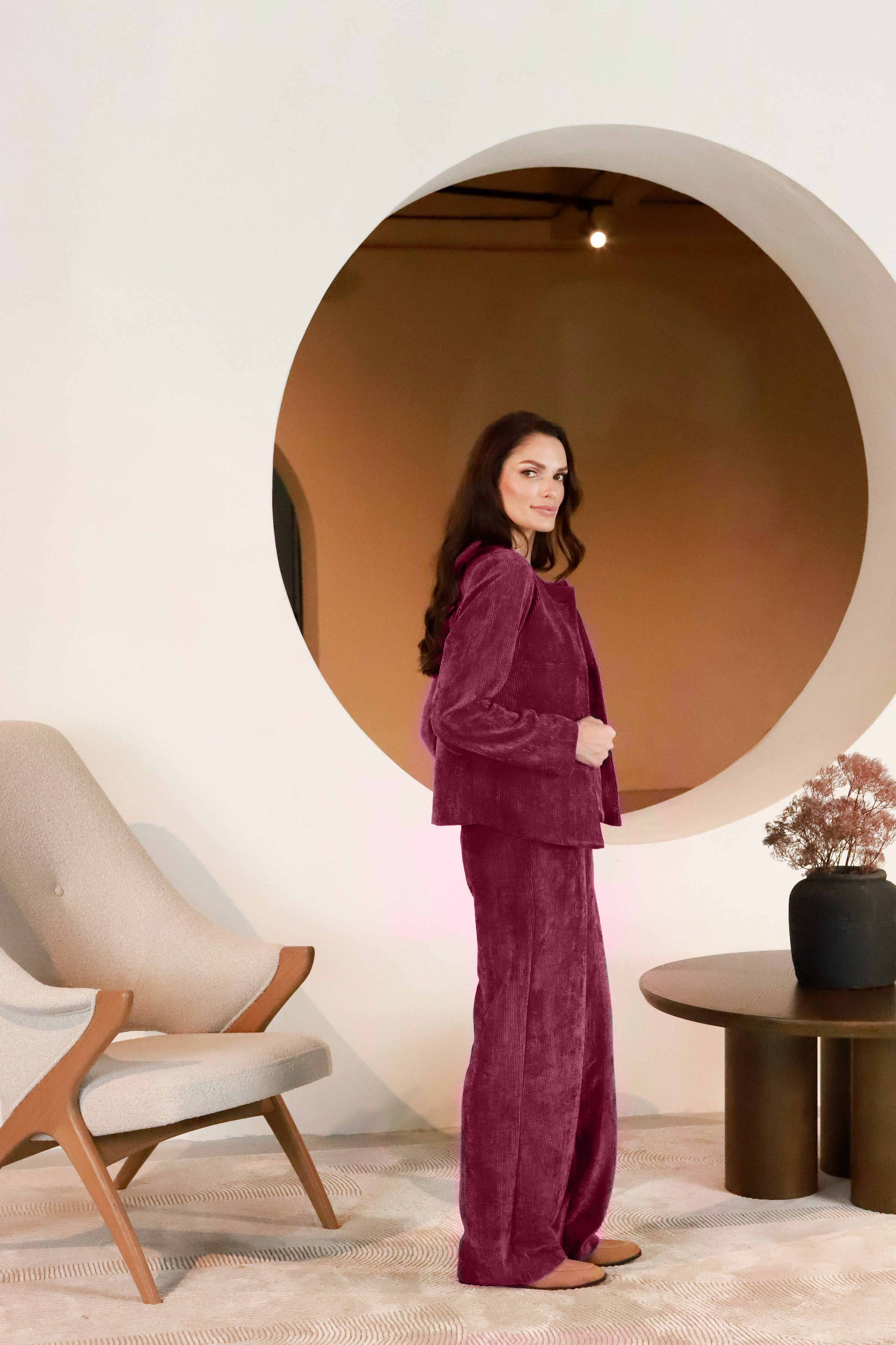 Bordo velvetinis švarkelis Lega Jasira