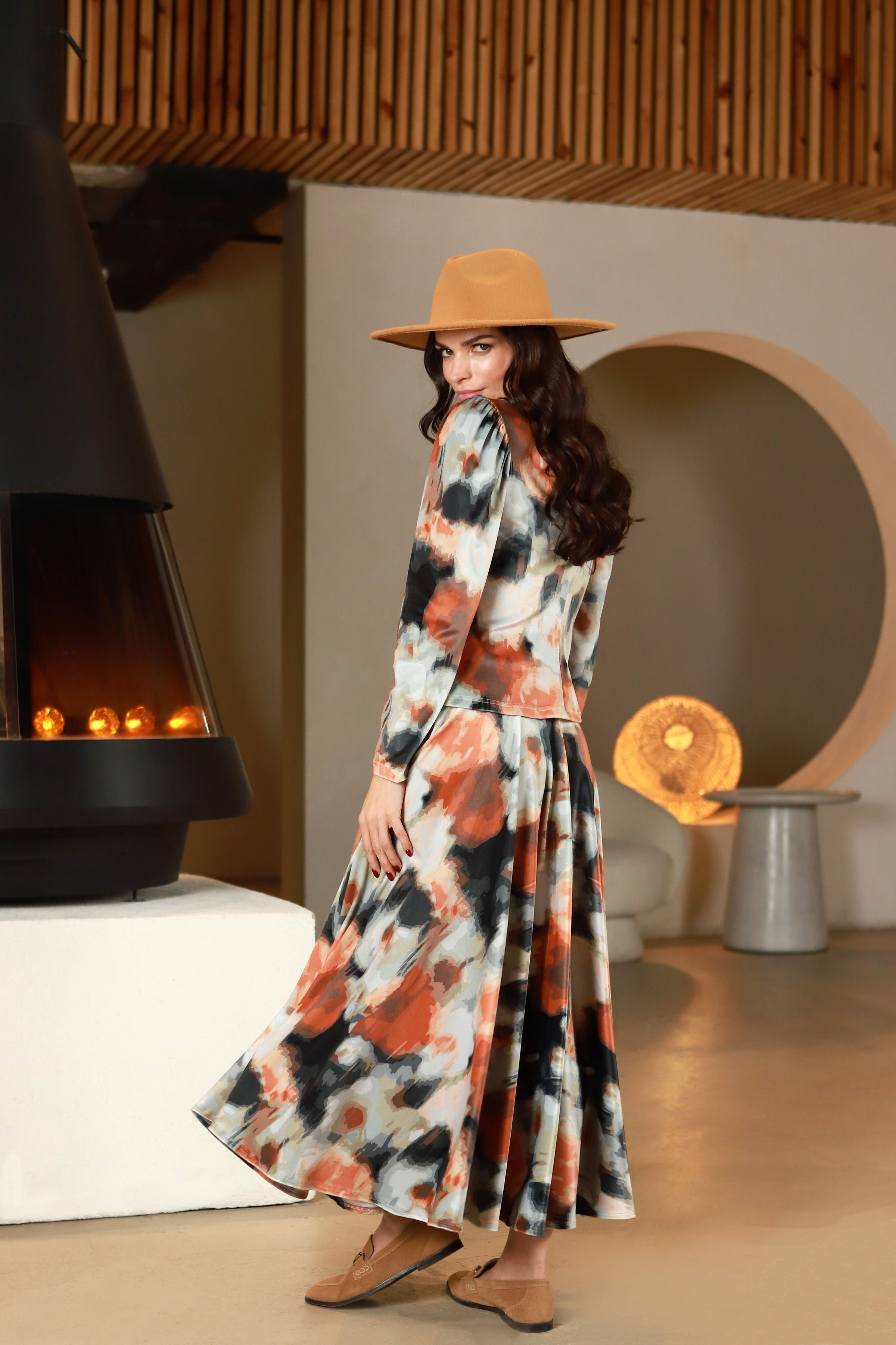 Lega Milita ilgas spalvotas sijonas