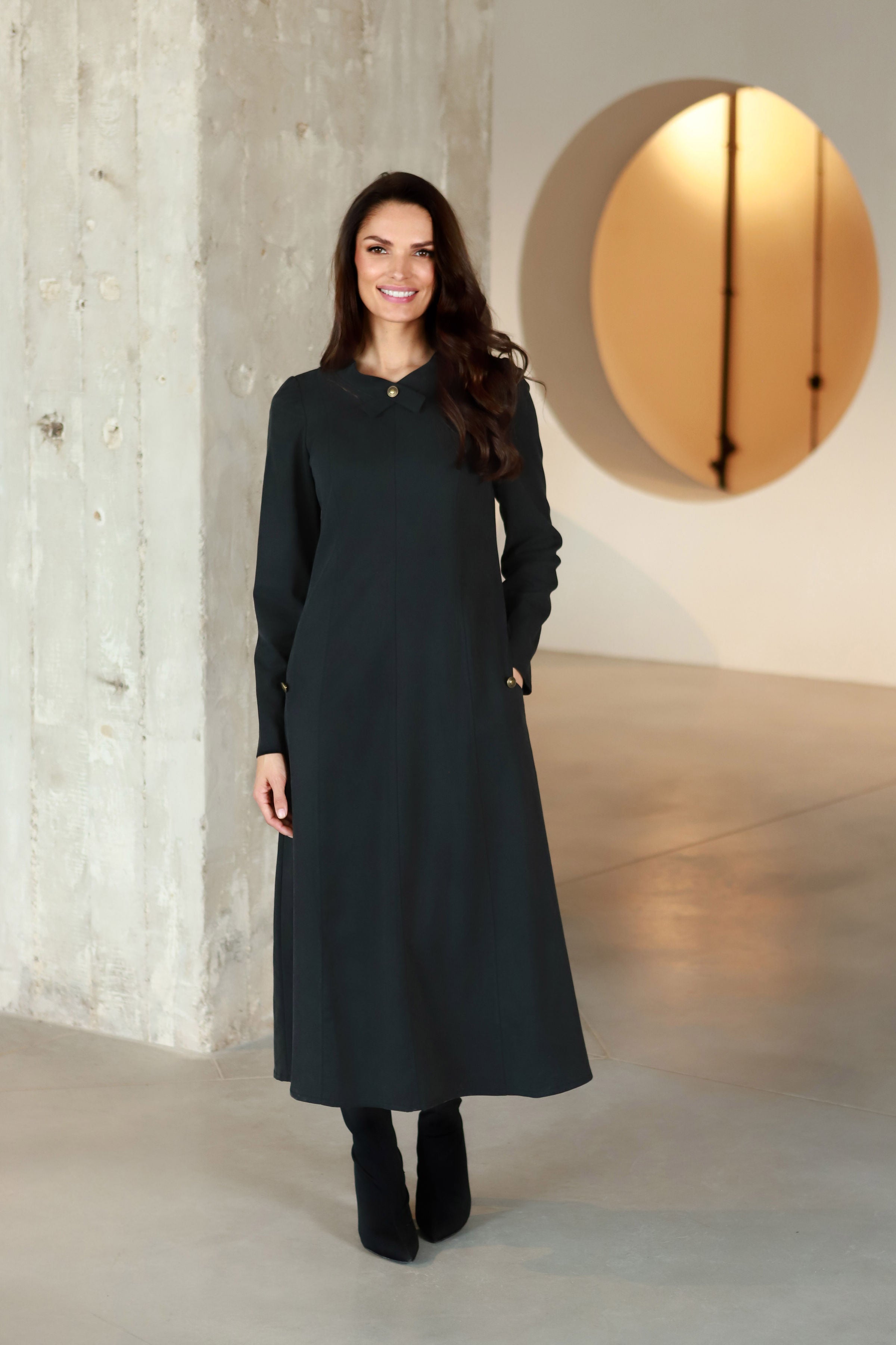 Lega midi kleita "Francesca Graphite Black"