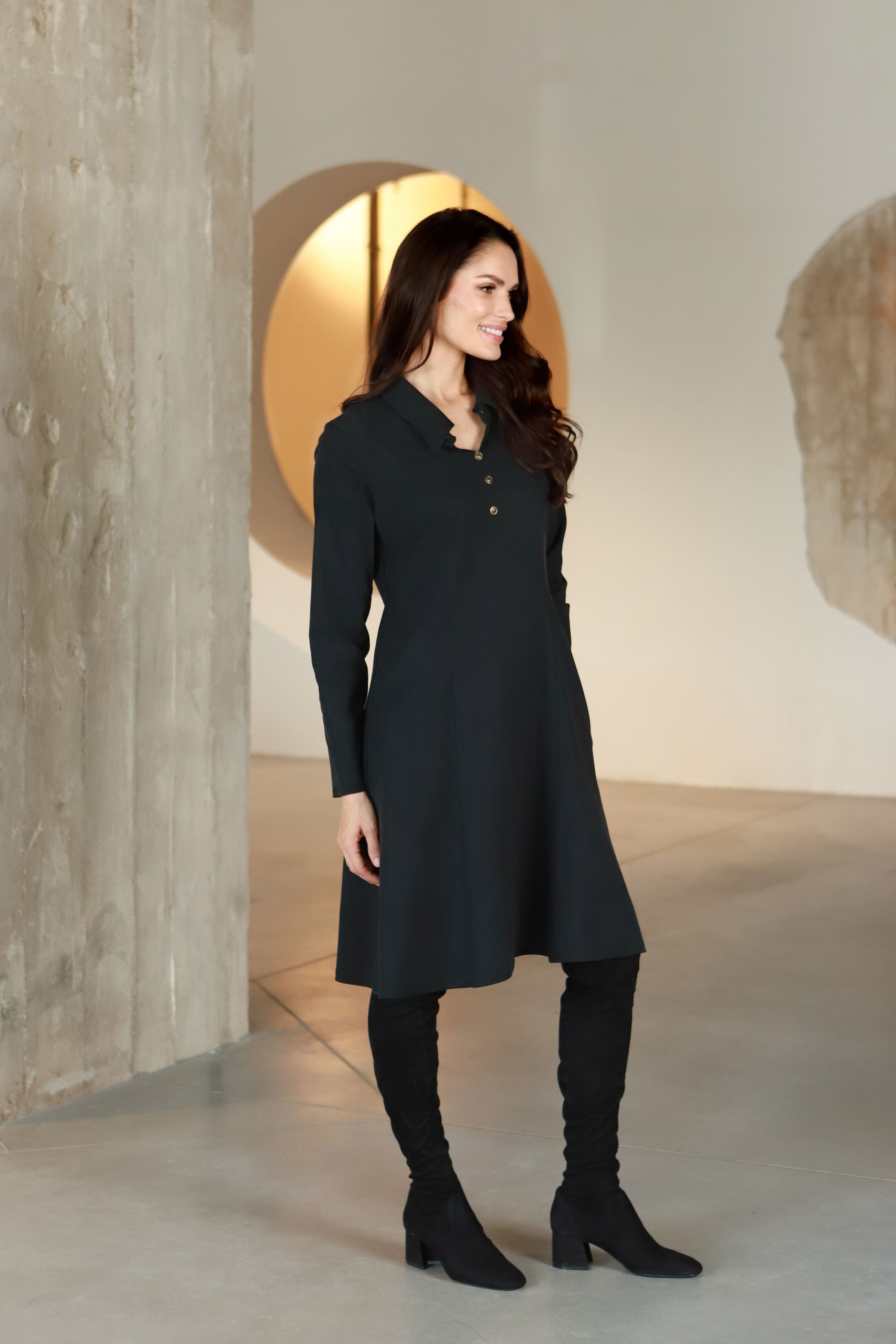 Lega kas pieguļ jostas vietā "Michelle Graphite Black"