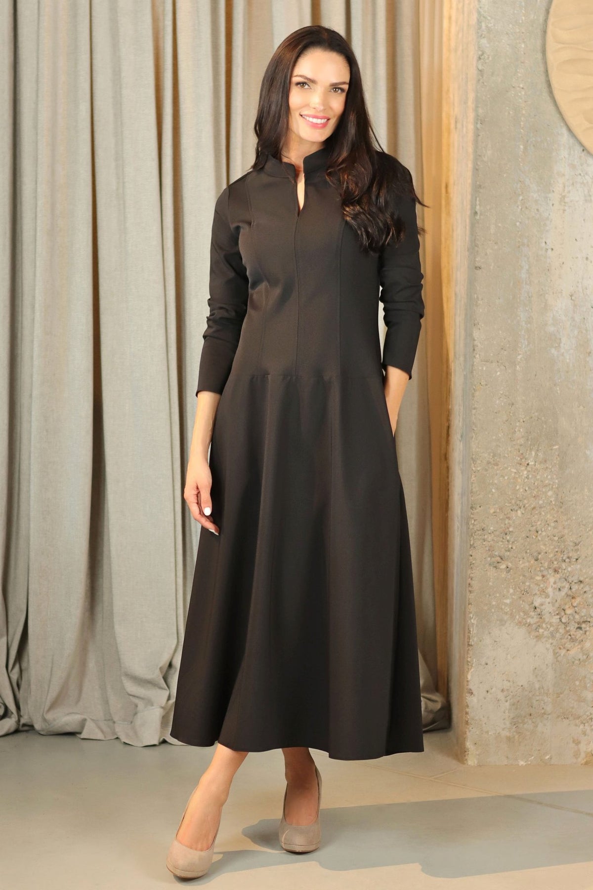 elegantiška ilga suknelė