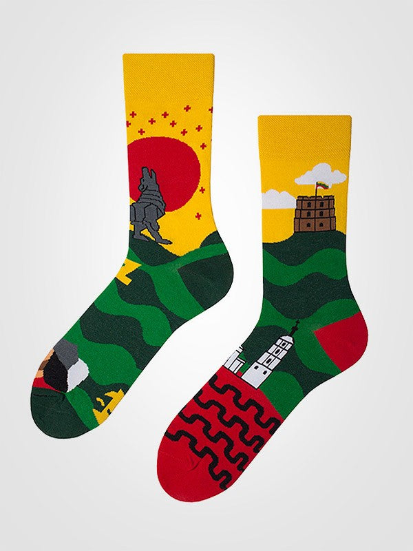 Spalvotos Kojines unisex medvilninės kojinės "Iron Wolf Legend Yellow - Green - Red"