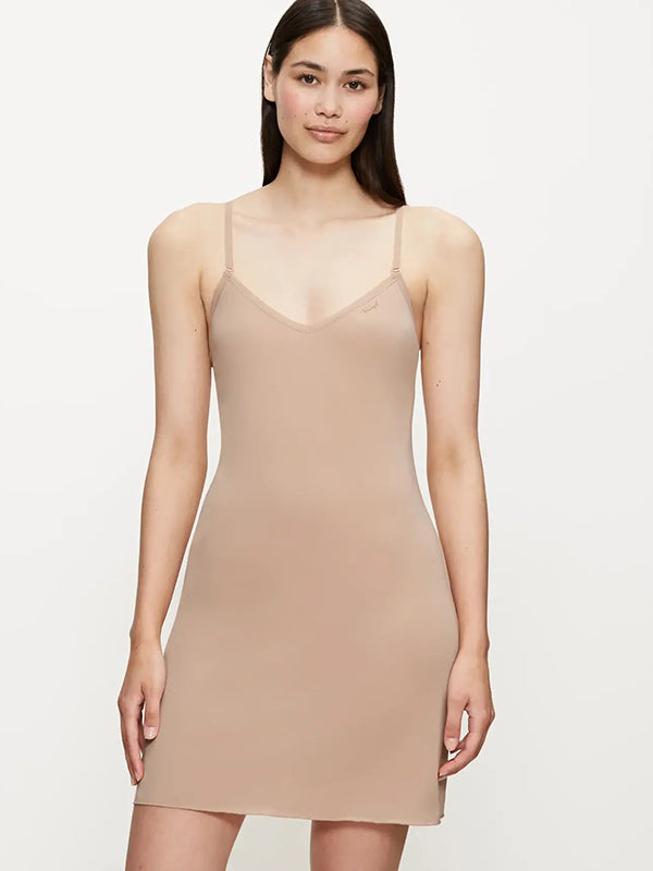 Triumph apatinė suknelė "Body Make Up T 02 Nude"