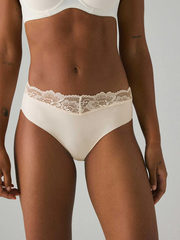 Ysabel Mora besiūlės kelnaitės su nėriniais "Roxana Off White"