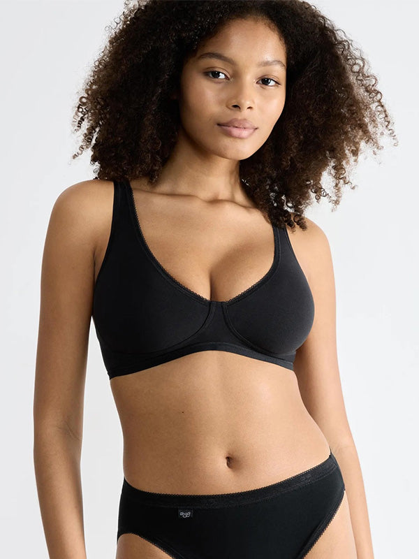 Sloggi medvilninė liemenėlė be lankelių "Basic + Black"