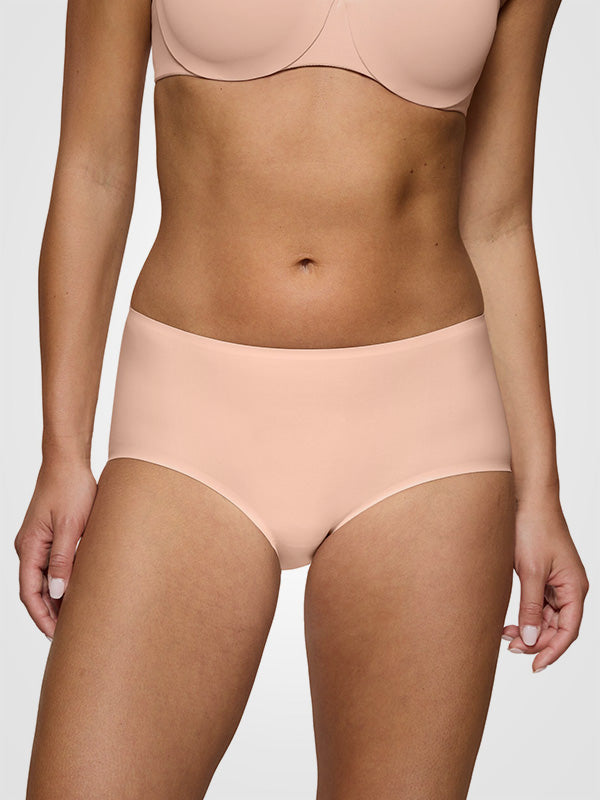 Triumph besiūlės kelnaitės "Body Make Up Illusion EX Peach"