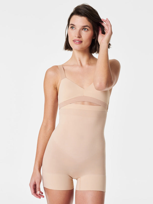 Spanx koreguojantys aukšto juosmens šortukai "Seamless Power 3 Nude"