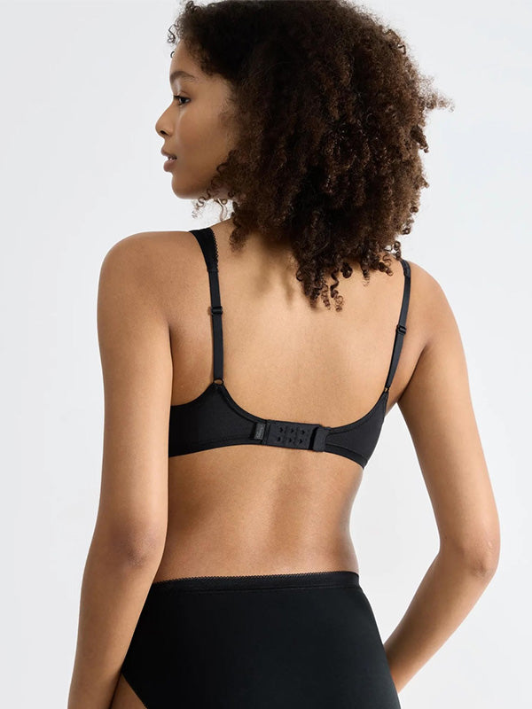 Sloggi medvilninė liemenėlė be lankelių "Basic + Black"