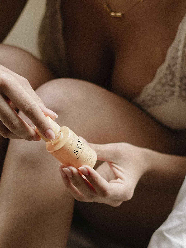 Bijoux Indiscrets intymių zonų gelis "Sex au Naturel Revitalizing Drops"