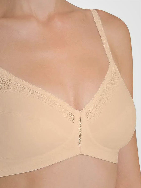Triumph medvilninė liemenėlė be lankelių  "Cotton Beauty N Nude"