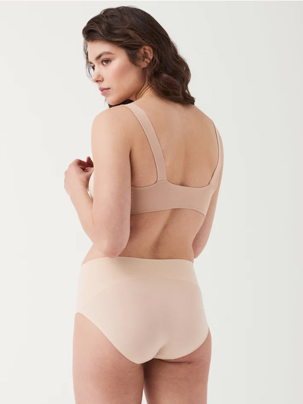 Spanx glotninančios paaukštinto juosmens kelnaitės "Undie-tectable® Nude"