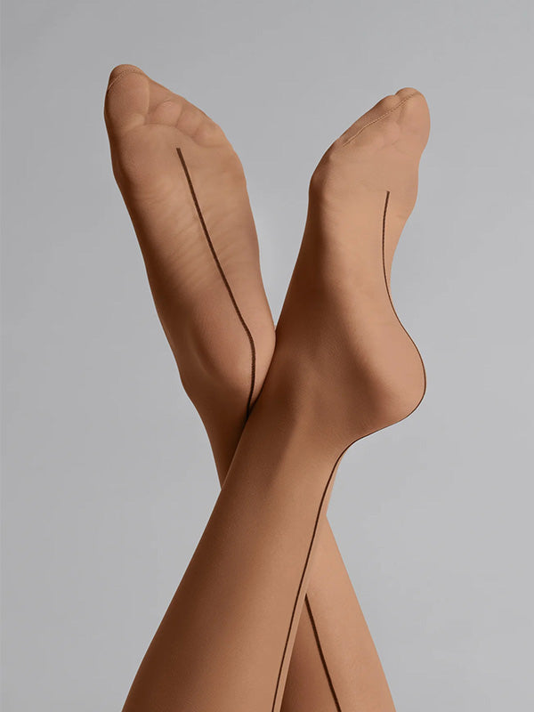 Maison Close prabangios besiūlės pėdkelnės "Signature Couture 20 Den Nude - Black"