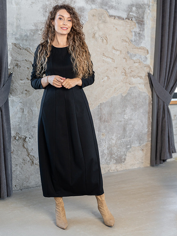 Lega ilga varpelio formos suknelė "Lorena Black"