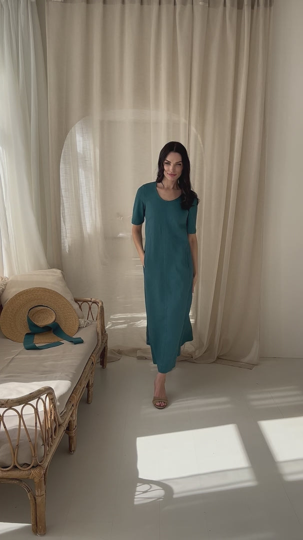 Augšupielādēt video: lininė A silueto suknelė