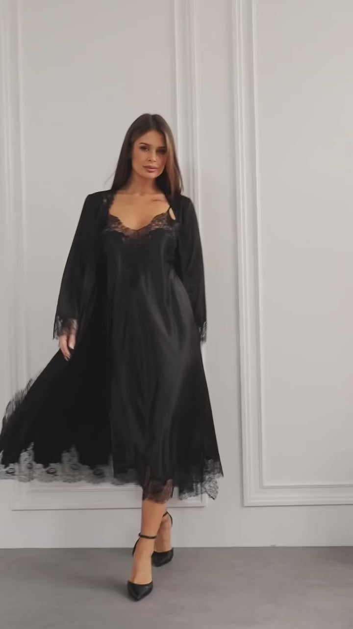Augšupielādēt video: komilfo black silk nightgown