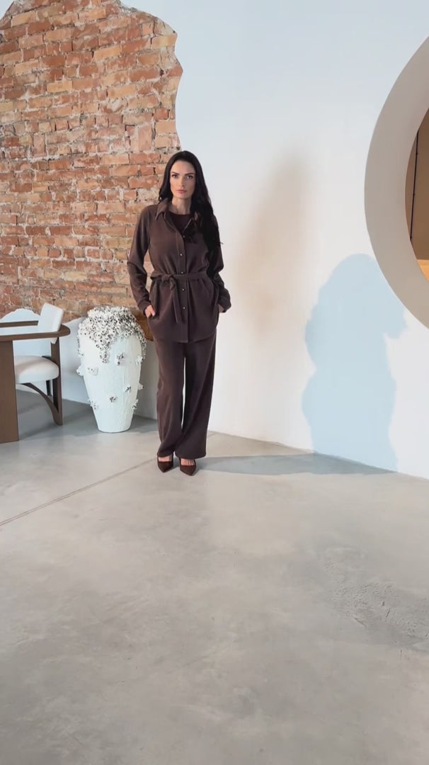 Augšupielādēt video: velvetinė palaidinė be rankovių judesyje