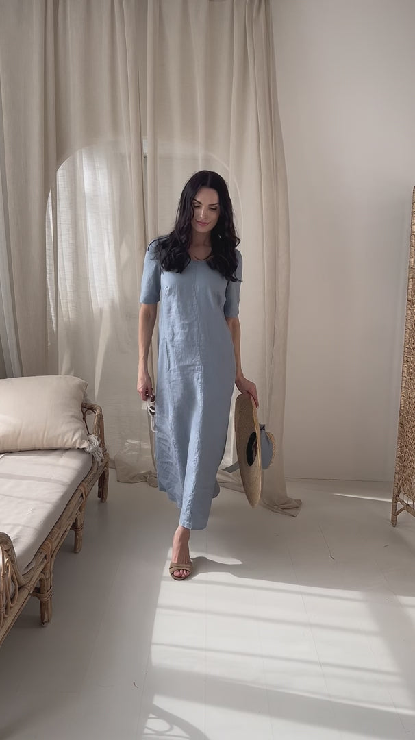 Augšupielādēt video: lininė A silueto suknelė