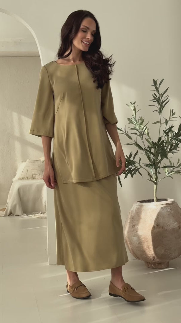 Augšupielādēt video: laisvo silueto tunika